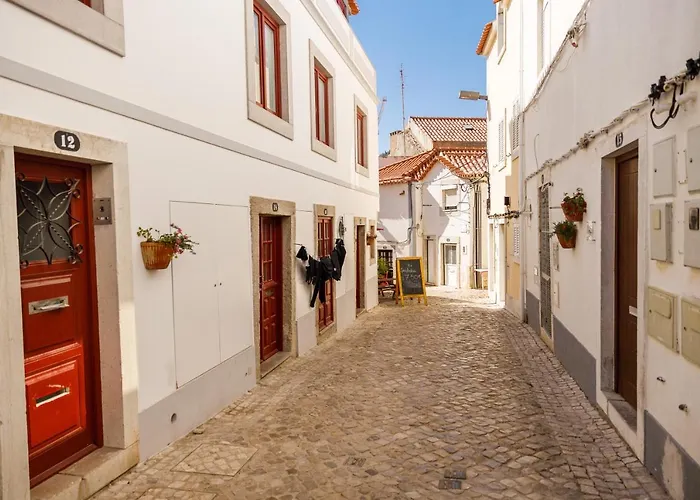 Sesimbra Beach Apartment - Direct Beach Access * 세심브라